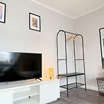 Neu - Gemuetliches Apartment, Gruppen, Zentral エアフルト