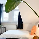 Neu - Gemuetliches Apartment, Gruppen, Zentral アパート エアフルト